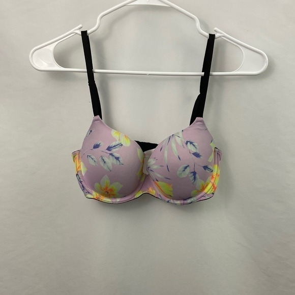 PINK Victoria’s Secret Wear Everywhere 34C Bra - Picture 1 of 9